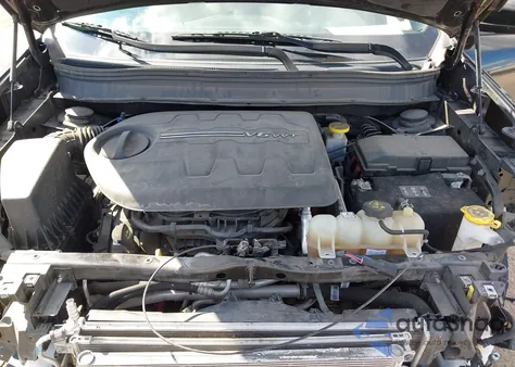 2019 Jeep Cherokee High Altitude 4X4 из США, поврежденный, VIN 1C4PJMDX3KD427307